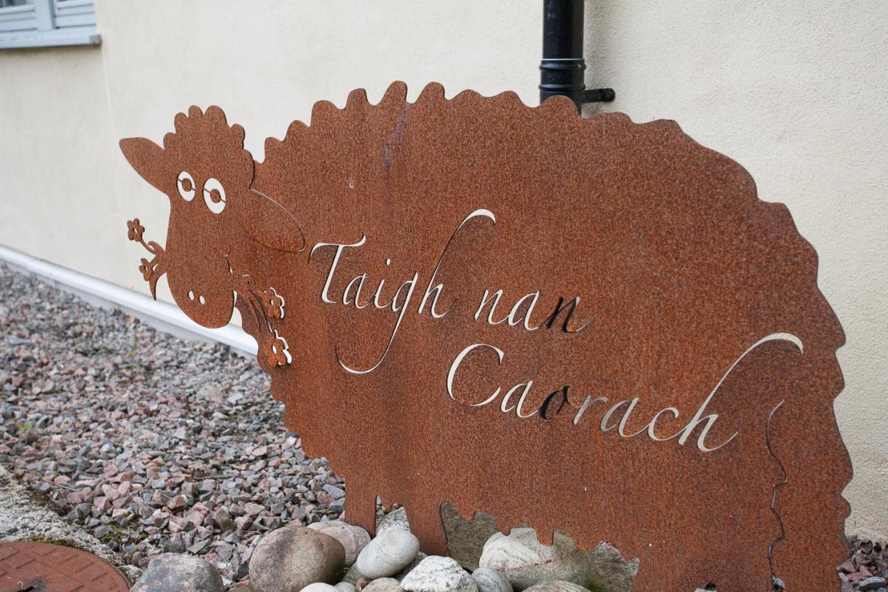 Loch Ness Abbey Cottages 포트오거스타 외부 사진
