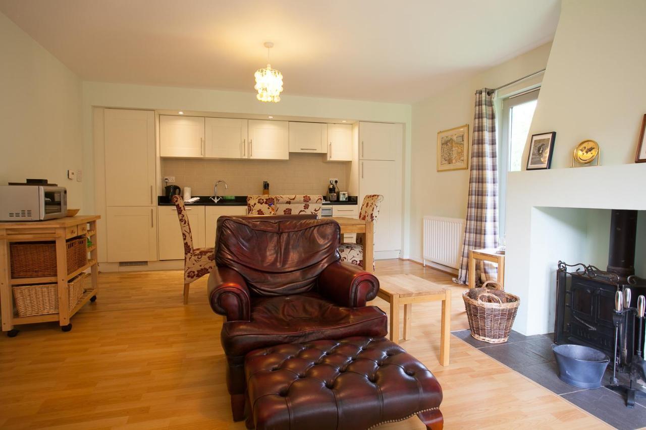 Loch Ness Abbey Cottages 포트오거스타 외부 사진