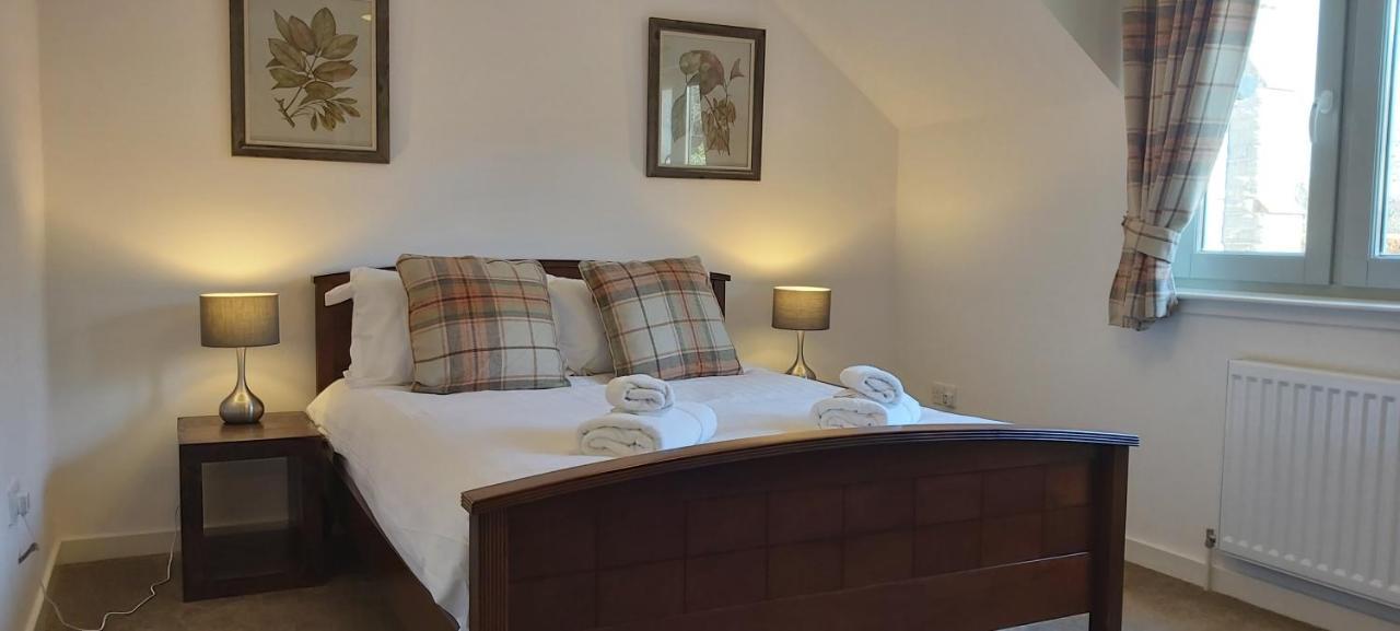 Loch Ness Abbey Cottages 포트오거스타 외부 사진