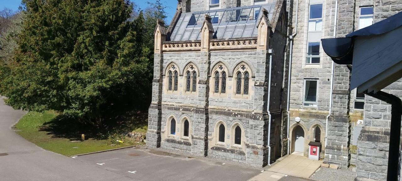 Loch Ness Abbey Cottages 포트오거스타 외부 사진
